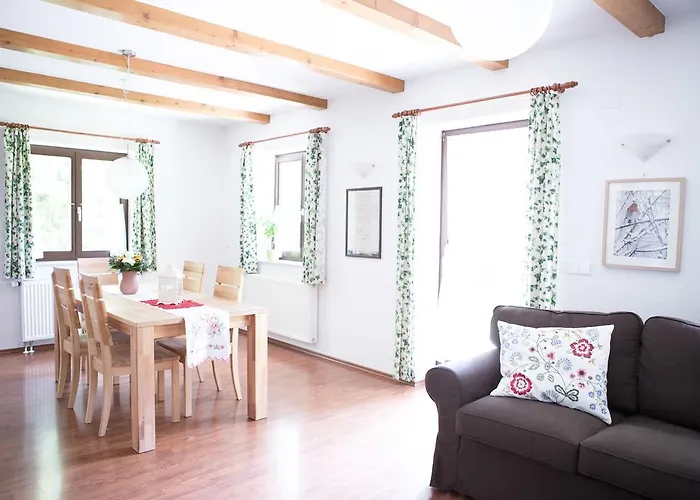 Sara Bad Kleinkirchheim